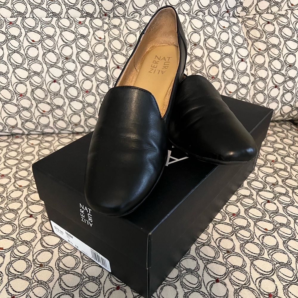 Naturalized Kerri Ladies Loafer - black, size 8.5